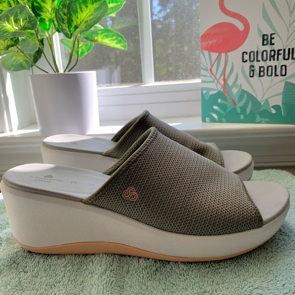 Cloudsteppers by Clarks